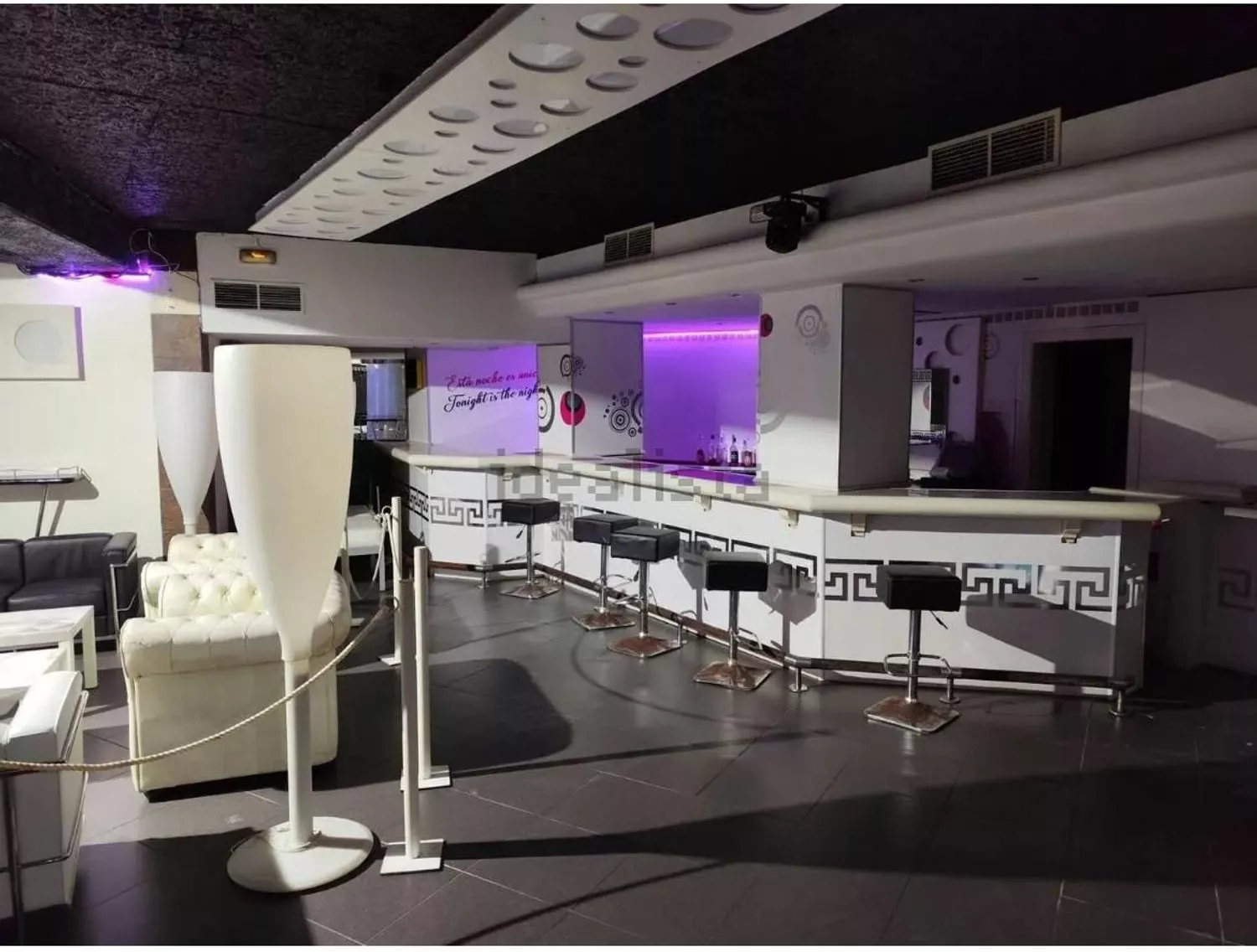 Discotheek van 500 m² ter overname in Puerto Marina, Benalmádena – foto 4