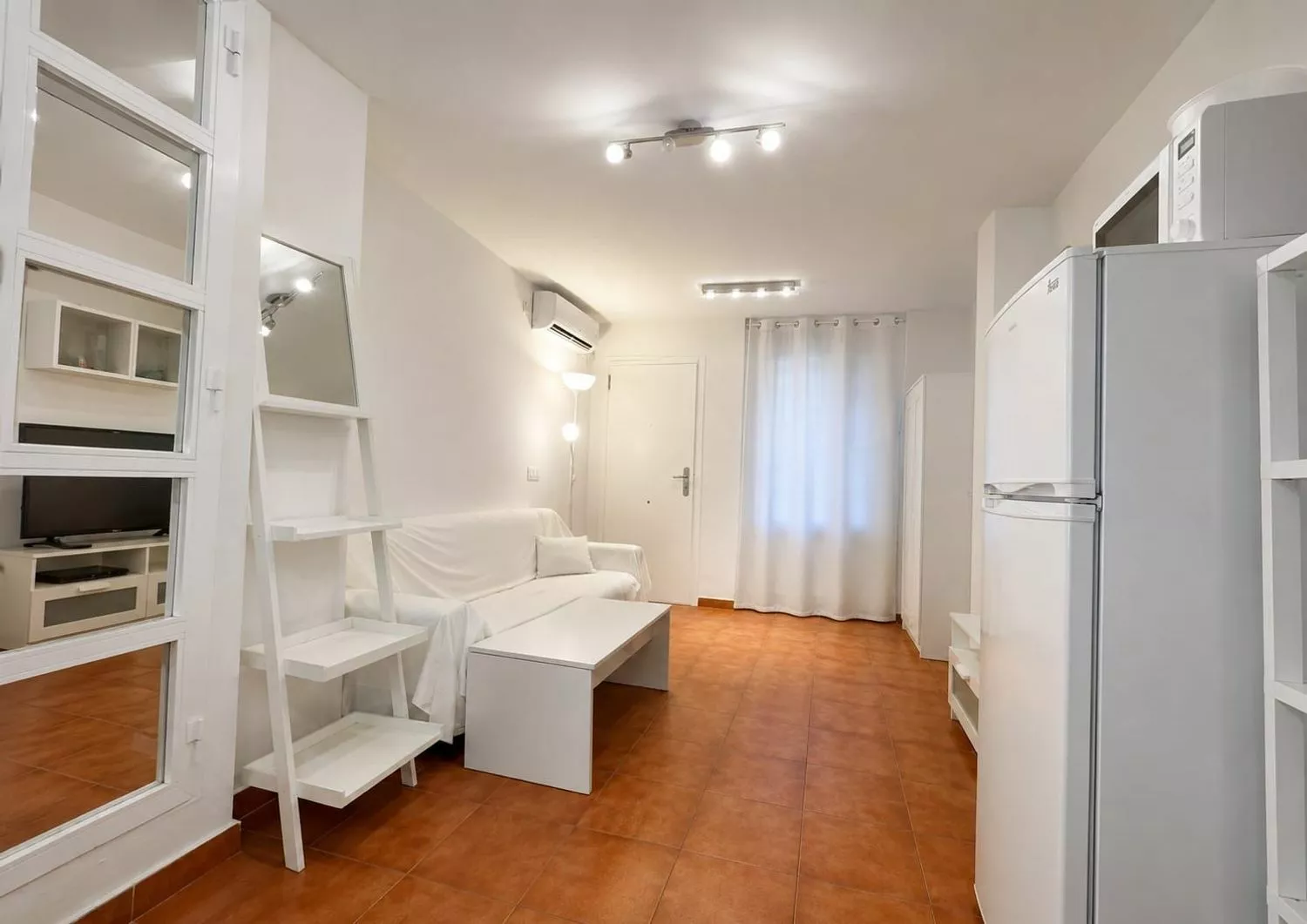 Studio met aparte slaapkamer te koop in Montemar Bajo, Torremolinos – foto 2