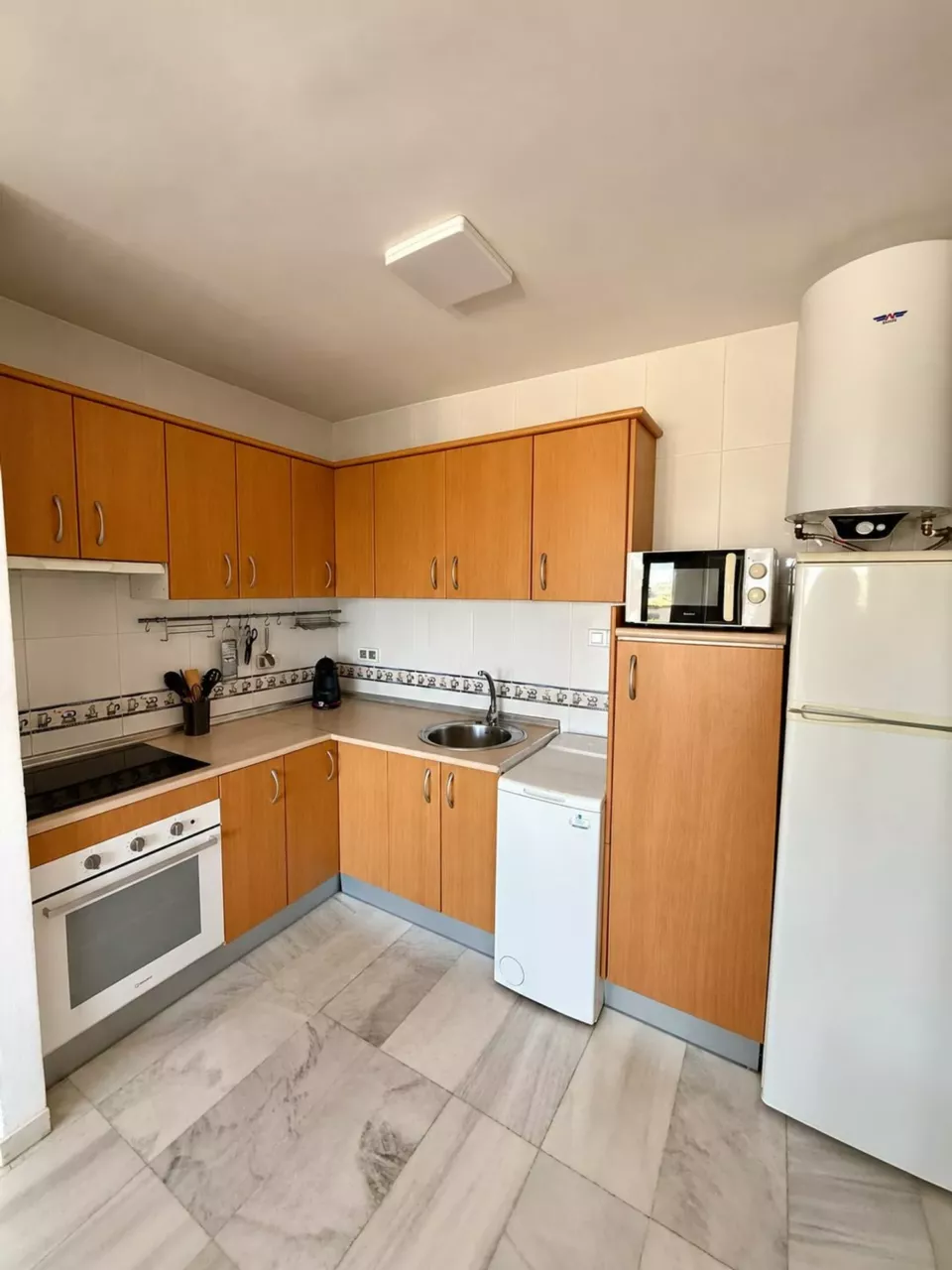 Appartement met toeristische vergunning en zeezicht in La Carihuela, Torremolinos – foto 3